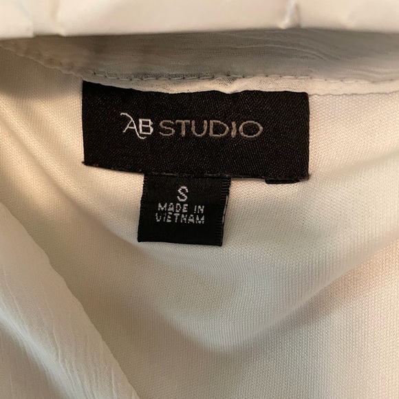 2/$20 - AB Studio Blouse - Size Small - Picture 2 of 7
